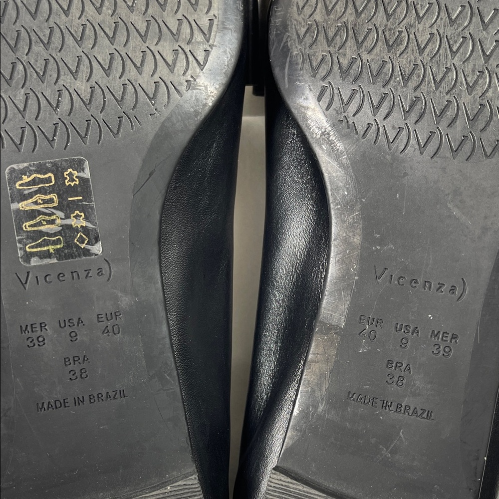 Anthropologie Vicenza Black Leather Women's Flats Studded Bow Size 9M EUC - Picture 11 of 13